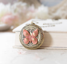 Load image into Gallery viewer, Perosnalized Butterfly Locket Necklace, Butterfly Necklace, Customized Photo Locket Picture Locket Necklace, butterfly jewelry, Gift for her
