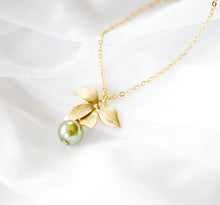 Load image into Gallery viewer, Sage Green Pearl Gold Flower Necklace, Sage Green Wedding Jewelry, Bridesmaid Gift, Bridal Necklace, Birthday Gift for Mom for Her
