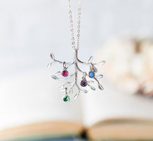 Load image into Gallery viewer, Mother&#39;s Day Gift for Mom, Family Tree Birthstone Pendant Necklace, Gift for Mother, Personalized Gift for Wife Grandma, Birthstone Jewelry
