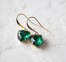 Load image into Gallery viewer, Emerald Earrings, Green Heart Earrings, May Birthstone, Birthday Gift for Women, Green Earrings, Emerald Jewelry
