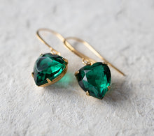 Load image into Gallery viewer, Emerald Earrings, Green Heart Earrings, May Birthstone, Birthday Gift for Women, Green Earrings, Emerald Jewelry
