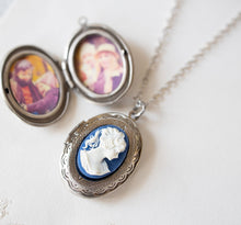 Load image into Gallery viewer, Silver Locket Necklace, Blue Lady Cameo Locket Necklace with Personalized Photos, Oval Photo locket, Christmas Gift for Mom Grandma Wife
