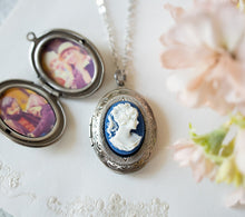 Load image into Gallery viewer, Silver Locket Necklace, Blue Lady Cameo Locket Necklace with Personalized Photos, Oval Photo locket, Christmas Gift for Mom Grandma Wife

