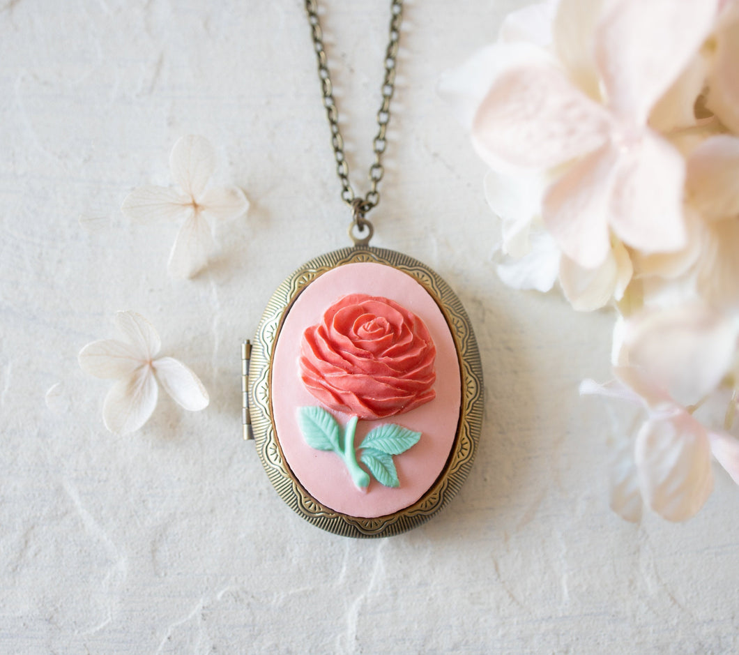 Red Rose Locket Necklace, Rose Cameo Photo Locket Necklace, Red Pink peony Large Oval Locket, Personalized Gift Her for Mom Daughter Wife
