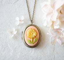 Load image into Gallery viewer, Yellow Daisy Flower Cameo Locket Necklace, Vintage Style Large Oval Photo Locket Necklace, Personalized Gift for Flower Lover Gift for Women

