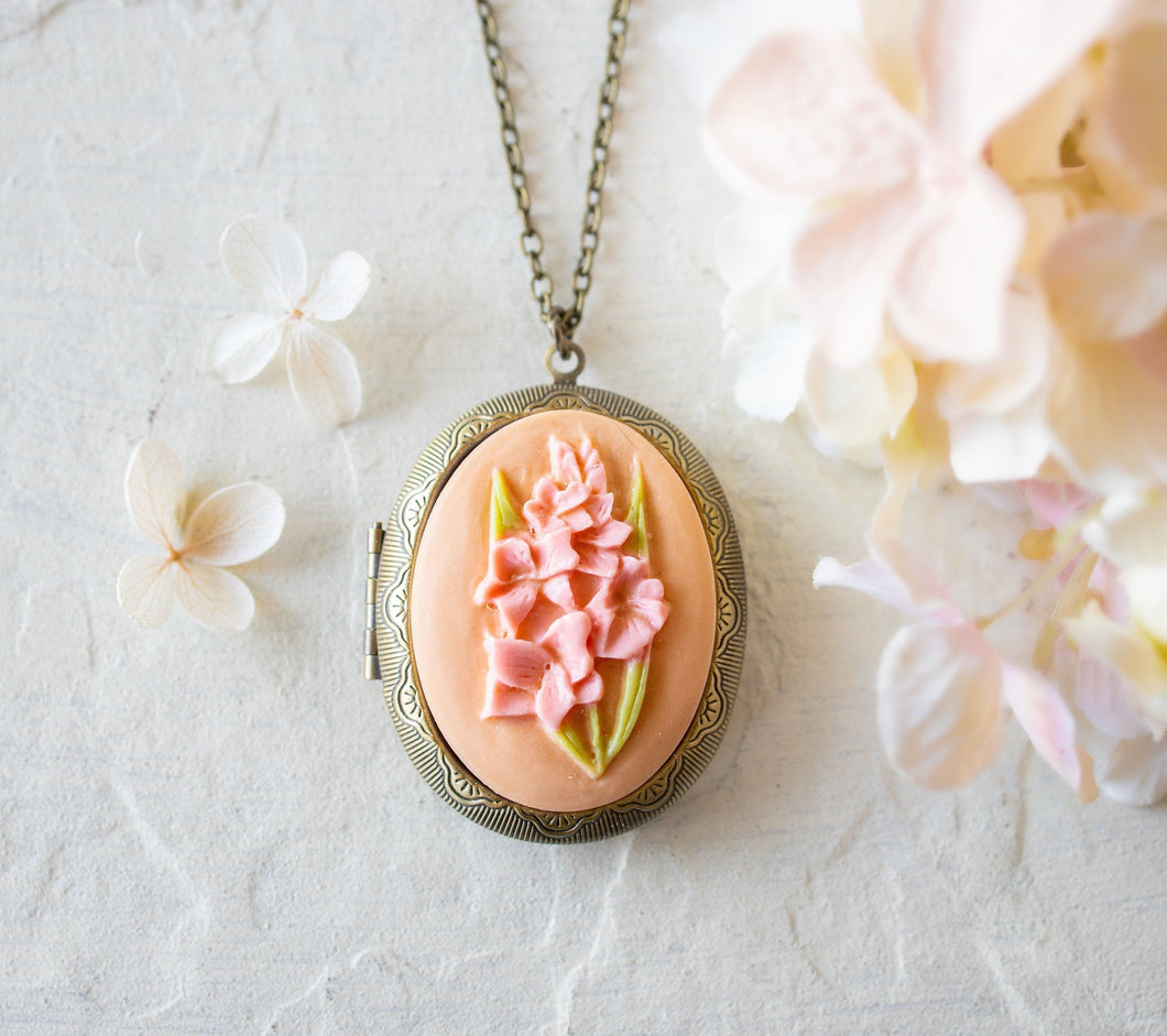 Pink Gladiolus Flower Cameo Locket Necklace, Personalized Photo Locket Necklace, Large Oval Brass Locket, Gift for Wife Girlfriend Mom
