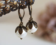 Load image into Gallery viewer, Creamy ivory Pearls Drop Earrings Pearl Dangle Earrings Antique Brass Leaf  Vintage Style Wedding Bridal Earrings Lever-back June Birthstone
