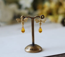 Load image into Gallery viewer, 18K Gold Bee and Honey Drop Earrings. Spring Summer Earrings.
