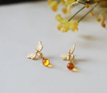 Load image into Gallery viewer, 18K Gold Bee and Honey Drop Earrings. Spring Summer Earrings.
