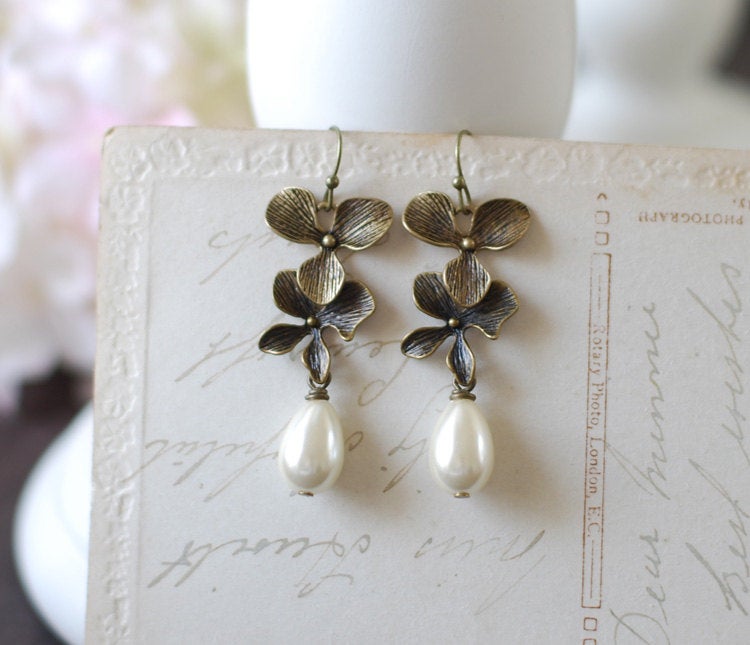 Brass Orchid  Earrings. Cream White Teardrop Pearls Orchid Flower Earrings.Vintage Themed Wedding Earrings. Bridal Jewelry Bridesmaid Gift