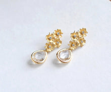 Load image into Gallery viewer, Clear Crystal Gold Flowers .925 Sterling Silver Post Earrings
