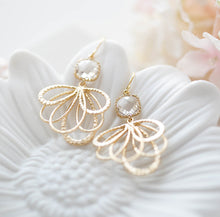 Load image into Gallery viewer, Clear Crystal Gold Filigree Earrings. Bridesmaid Earrings. April Birthstone
