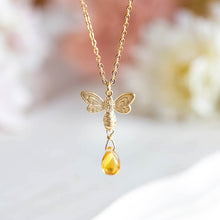 Load image into Gallery viewer, Bee Necklace, Honey Bee Jewelry, Bee Lover Gift, Bee Keeper Gift, Summer Necklace, Summer Jewelry, Gift for Her, Gift for Mom, Topaz Amber
