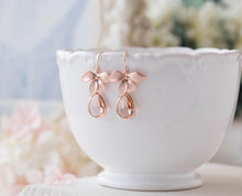 Load image into Gallery viewer, Rose Gold Earrings, Peach Champagne Crystal Orchid Flower Dangle Earrings, wedding jewelry, Peach wedding bridal earrings, bridesmaid gift
