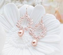 Load image into Gallery viewer, Peach Wedding Earrings, Rose Gold Bridal Earrings, Laurel Wreath Peach Pearl Earrings, Bridesmaid Gift, Maid of Honor Gift, Gift for her
