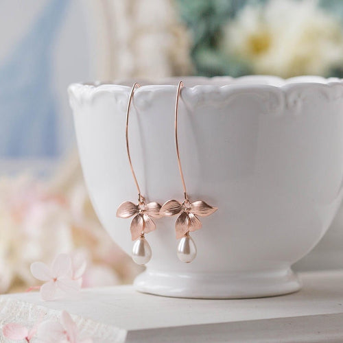 Rose Gold White Teardrop Pearls Earrings