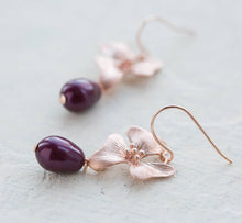 Load image into Gallery viewer, Rose Gold Plum Purple Burgundy Pearl Earrings, Plum Burgundy Wedding Earrings, Bridal Jewelry, Bridesmaid Gift, Gift for Mom women her
