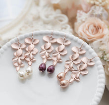 Load image into Gallery viewer, Rose Gold Earrings with Pearls in Plum Burgundy Cream Peach Champagne. Wedding Bridal Earrings, Bridesmaid Earrings, Maid of Honor Gift
