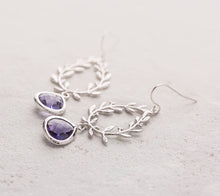 Load image into Gallery viewer, Purple Earrings, Wedding Jewelry, Silver Laurel Wreath Earrings, Bridesmaid Earrings, Bridesmaid Gift, February Birthstone, Amethyst Earring
