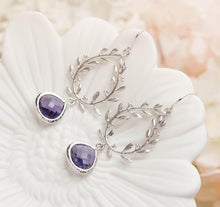 Load image into Gallery viewer, Purple Earrings, Wedding Jewelry, Silver Laurel Wreath Earrings, Bridesmaid Earrings, Bridesmaid Gift, February Birthstone, Amethyst Earring
