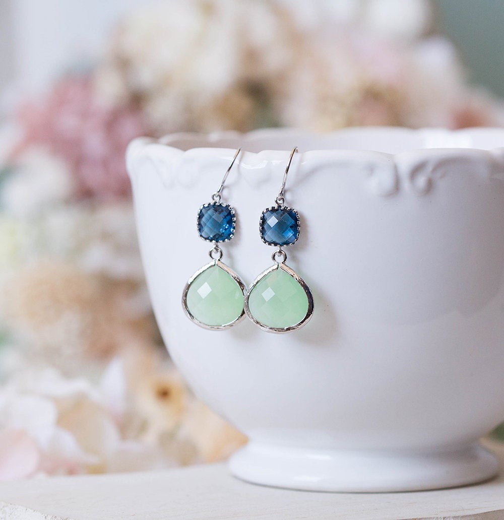 Navy Blue and Mint Green Dangle Earrings in Silver, Wedding Jewelry, Bridesmaid Gift, Crystal Earrings, Sapphire Green Glass drop Earrings