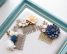 画像をギャラリービューアに読み込む, Navy Blue Chrysanthemum Mum Flower White Rose Hair Comb with Antiqued Gold Brass Leaf, Navy Blue Wedding Bridal Hair Comb, Bridesmaid Gift
