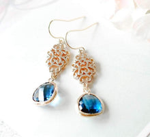 Load image into Gallery viewer, Navy Blue Crystal Gold Filigree Earrings
