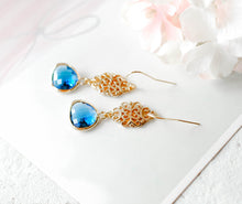 Load image into Gallery viewer, Navy Blue Crystal Gold Filigree Earrings
