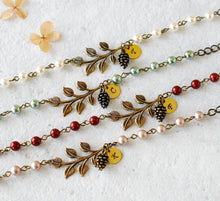 画像をギャラリービューアに読み込む, Personalized Initial Dark red Maroon Pearls Bracelet with Pinecone charm leaf branch, Perosnalized Jewelry, Gift for mom daughter sister
