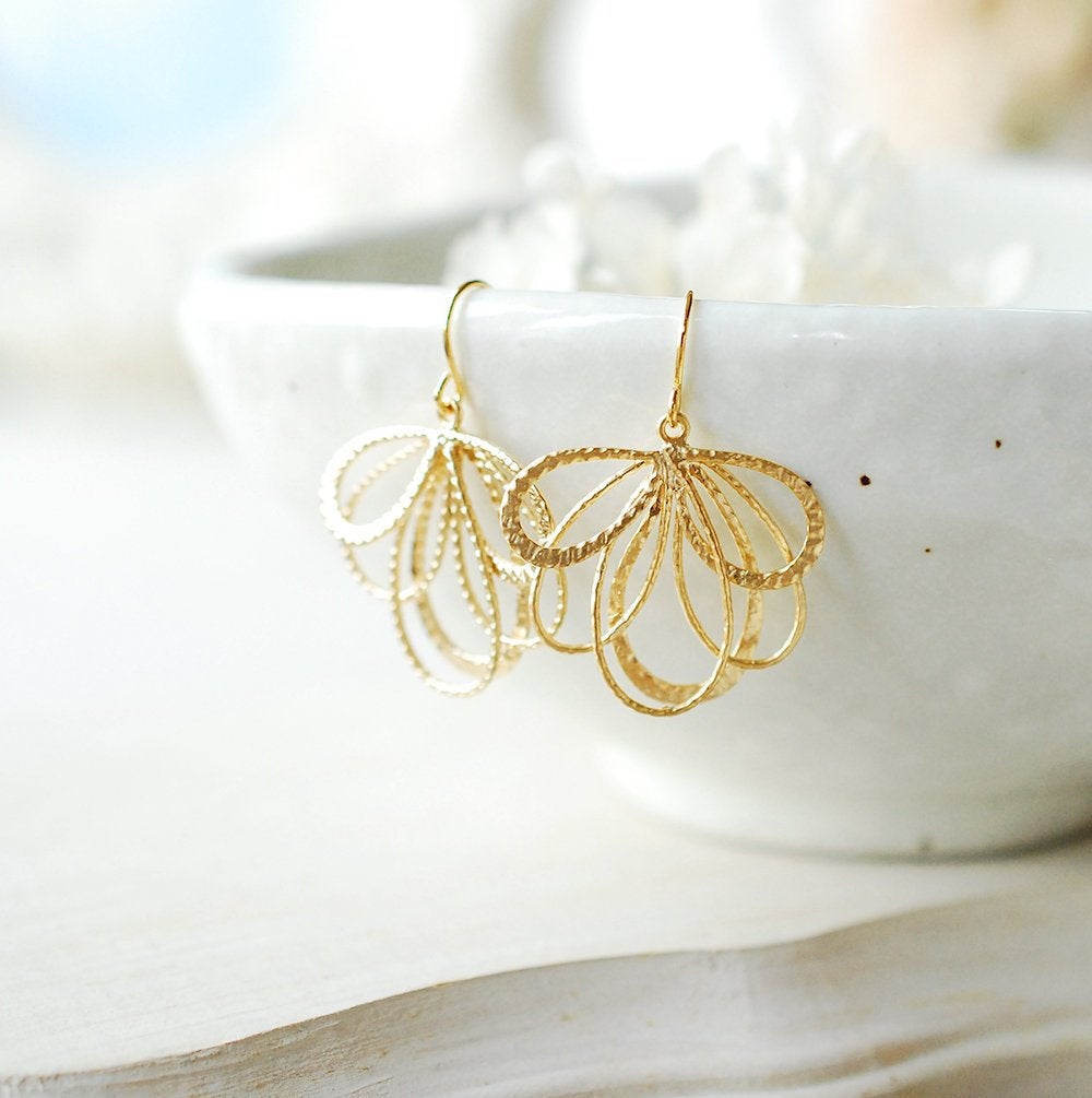 Gold Dangle Earrings, Fan Shape Filigree Earring, Modern Minimalist Earrings, Birthday Gift for women for Her,  Gift for mom daughter Wife