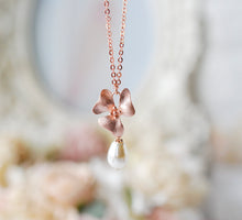 Load image into Gallery viewer, Rose Gold Orchid FlowerCream White Teardrop Pearl Necklace, Pearl Necklace, June Birthstone, Birthday Gift for Her, Rose Gold Jewelry
