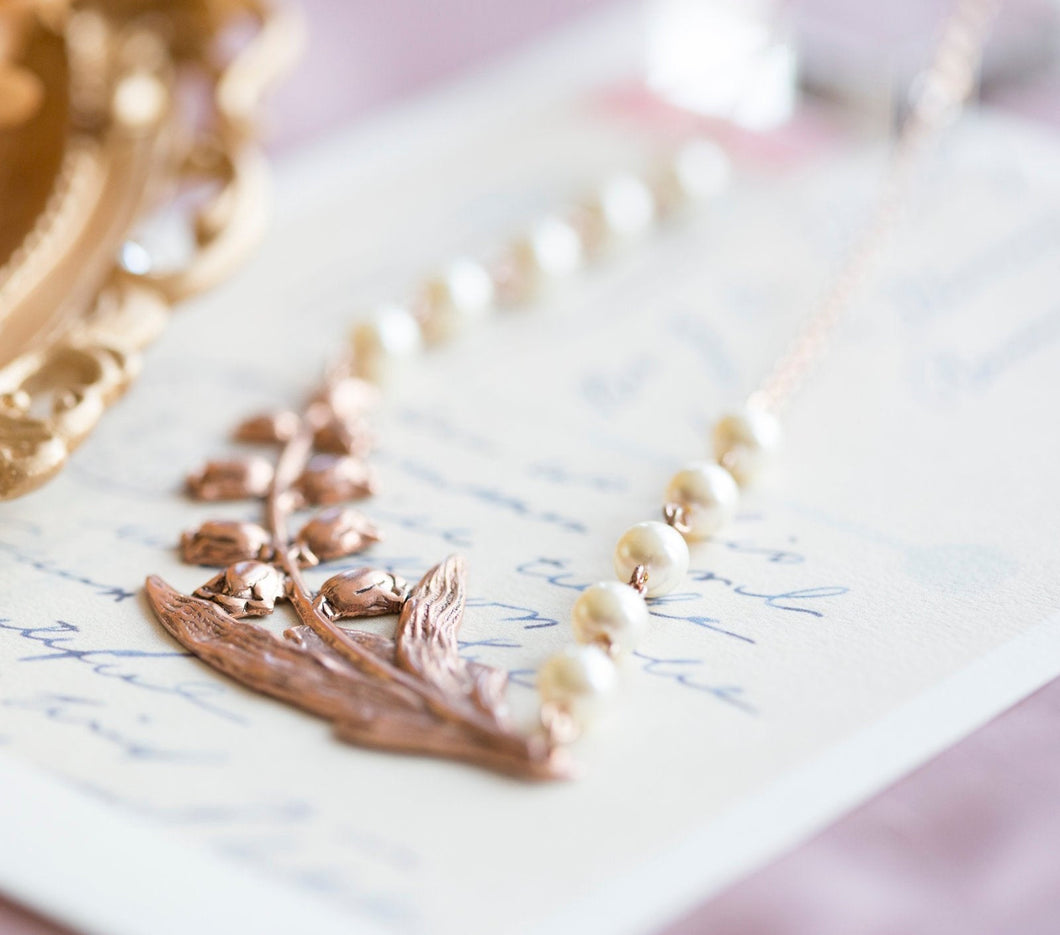 Lily of the valley Necklace In Antiqued Rose Gold. Rose Gold Jewelry, Cream white Pearl Necklace, Gift for Mom Wife Daughter Girlfriend