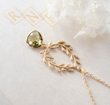 Load image into Gallery viewer, Olive Green Glass Jewel Gold Laurel Wreath Necklace, Leaf Branch Necklace, Olive Green Wedding Bridesmaid Gift, Gift for Her, Gift for women
