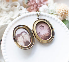 Load image into Gallery viewer, Rose Gold Locket Necklace, Rose Cameo Oval Locket Necklace with Personalized Photos, Gift for Wife Girlfriend, Christmas gift for her
