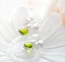 Load image into Gallery viewer, Peridot Green Earrings in Silver, August Birthstone Jewelry, Birthday gift for Her, Green dangle earrings, Green wedding bridesmaid gift
