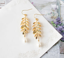 Load image into Gallery viewer, Gold Leaf Earrings, Branch Earrings with Cream White Teardrop Pearl, Bridal Earrings, Wedding Jewelry, Pearl Dangle Earrings, Gift for Women
