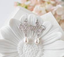 Load image into Gallery viewer, Silver Bridal Pearl Earrings, Wedding Jewelry, Bridesmaid Gift, Cream White Teardrop Pearl Earrings,  Silver Filigree, Bridesmaid Earrings
