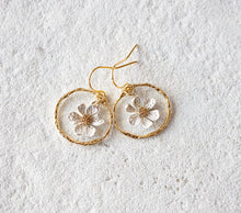 Load image into Gallery viewer, White Enamelled Daisy Flower Earrings, Gold Textured Hoop Earrings,nGift for daughter Sister girlfriend, flower girl gift
