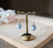 画像をギャラリービューアに読み込む, New! Swarovski Iridescent Light Blue Pearl Silver Earrings, Limited Edition, Blue and Purple, Vintage Style, Victorian, Medium Length
