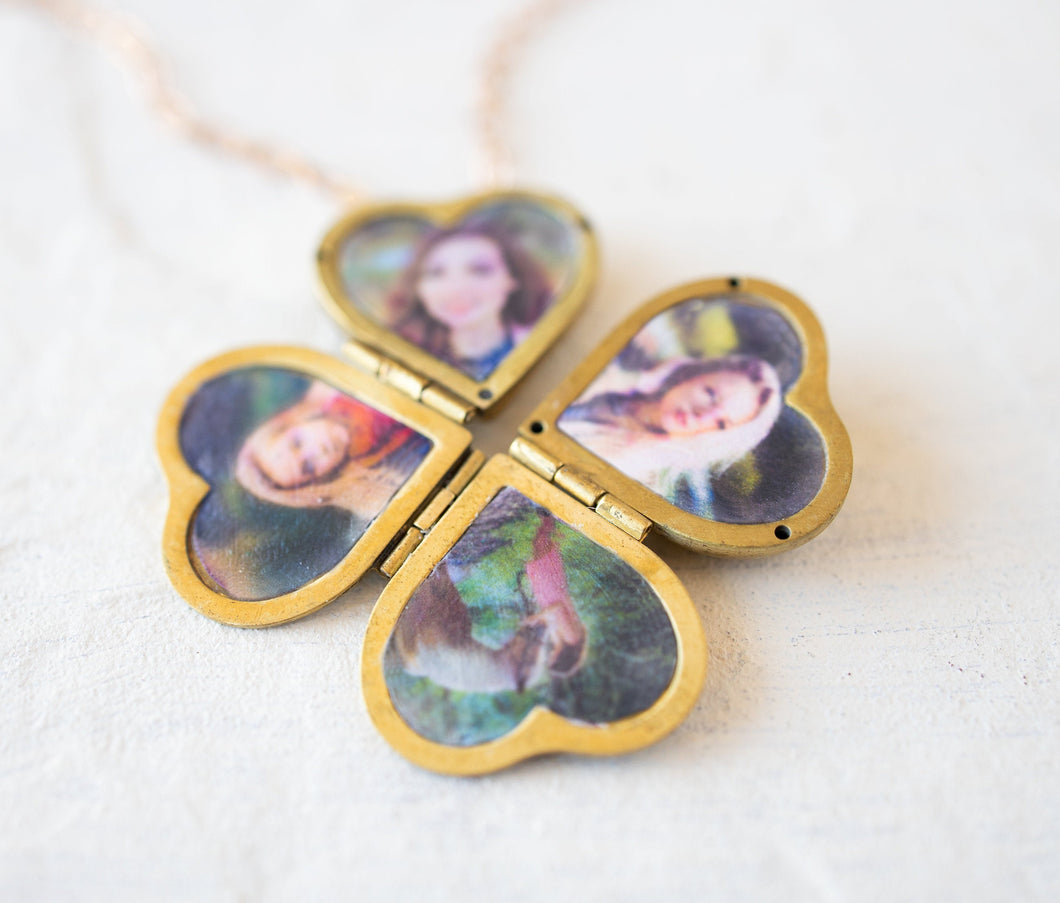 Family Photo Locket Necklace, Gold Brass Clover Necklace, Open Heart Locket Necklace, Family Jewelry, Personalized Gift for Mom Wife