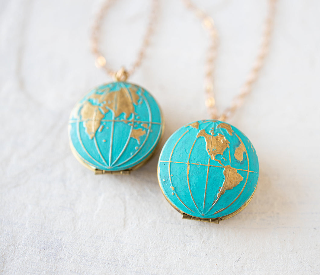 World Globe Locket Necklace, Personalized world map locket, photo locket, Gift for traveller, Western Eastern hemisphere, Traveler Jewelry