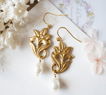 Load image into Gallery viewer, Lily Earrings, Lily Jewelry, Gold Brass Lily Flower Cream White Teardrop Pearl Earrings, May Birth flower,  May Birthday Gift for Women
