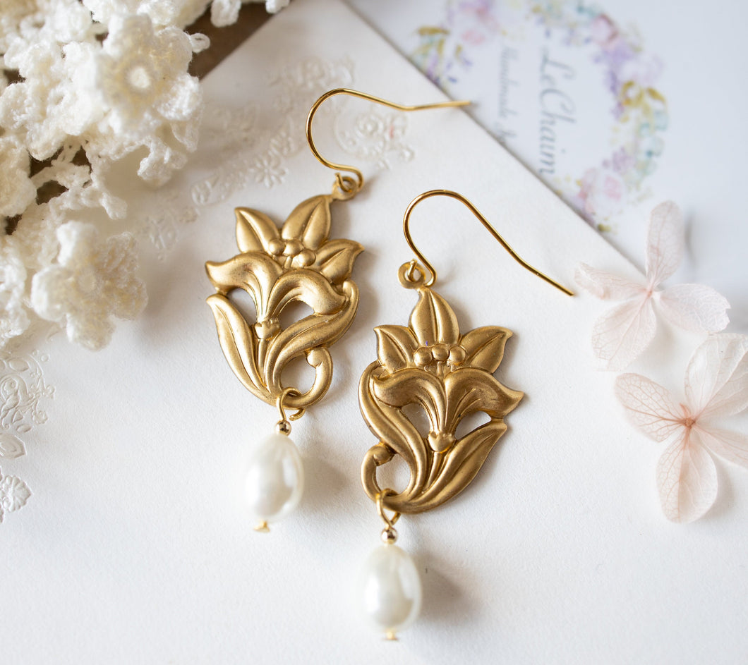 Lily Earrings, Lily Jewelry, Gold Brass Lily Flower Cream White Teardrop Pearl Earrings, May Birth flower,  May Birthday Gift for Women