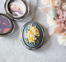 Load image into Gallery viewer, Silver Locket Necklace with Personalized Photos, Oval Locket Necklace, Gift for Mom Grandma Wife, Yellow Flower Bouquet Blue Cameo Necklace
