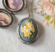 Load image into Gallery viewer, Silver Locket Necklace with Personalized Photos, Oval Locket Necklace, Gift for Mom Grandma Wife, Yellow Flower Bouquet Blue Cameo Necklace
