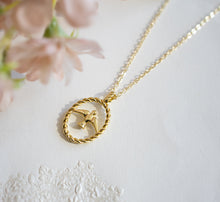 Load image into Gallery viewer, Gold Bird Pendant Necklace, Bird Jewelry, Bird Necklace, Gift for Bird Lover, Birthday Gift for Daughter Mom Wife Sister Girlfriend
