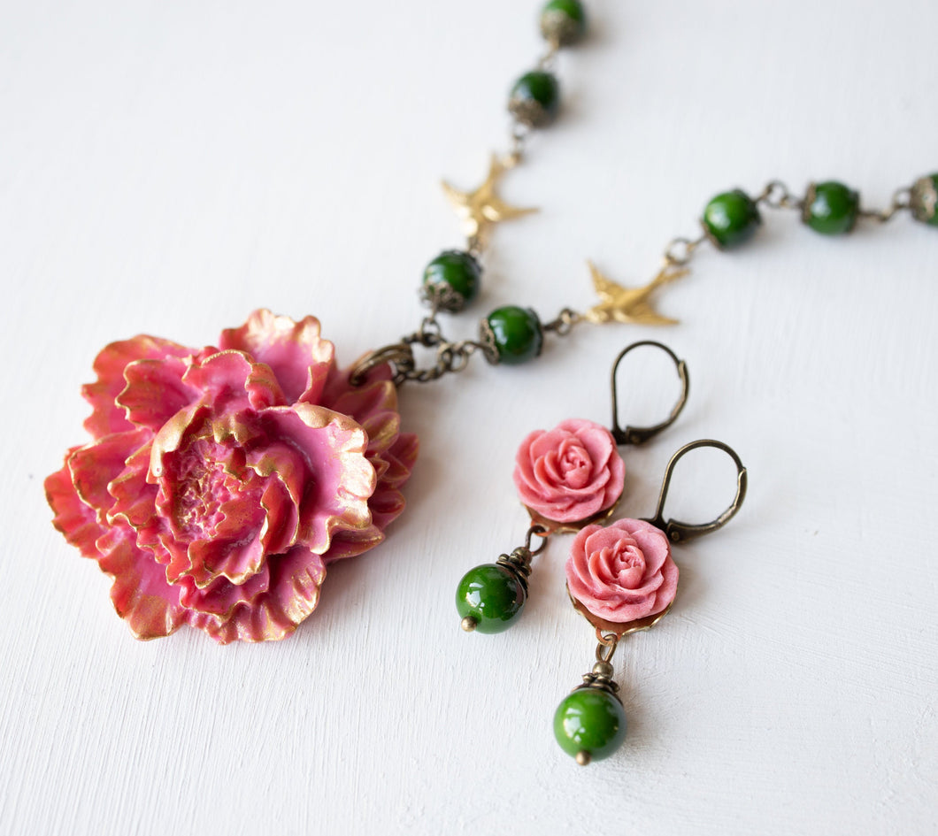 Dark Pink Peony Flower Pendant Necklace Earrings Set with Dark Green Green Beads Gold Brass Swallows, Vintage Style Statement Necklace