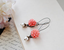 画像をギャラリービューアに読み込む, Orange Coral Flower Dangle Earrings. Ivory Cream Pearls Orange Flowers Long Dangle Earrings. Coral Wedding Earrings, Bridal Earrings
