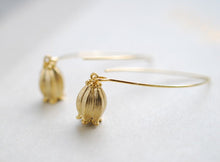 Load image into Gallery viewer, Lily of the Valley Earrings. Matte Gold Lily of The Valley Flower Long Dangle Earrings. Everyday Earrings, Gift for Mom Sister Aunt
