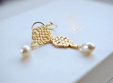 Load image into Gallery viewer, Wedding Bridal Gold Celtic Knot Swarovski Ivory Teardrop Pearl Earrings. Wedding Jewelry, Bridal Earrings, Bridesmaid Gift, Bridal Party
